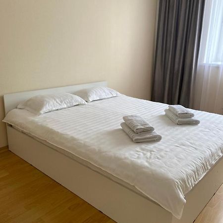 Apartment in the city centre Astana Exteriör bild