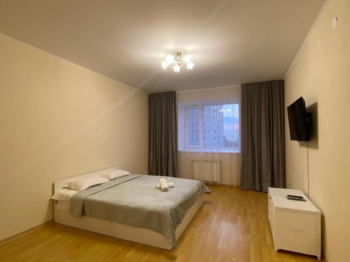 Apartment in the city centre Astana Exteriör bild