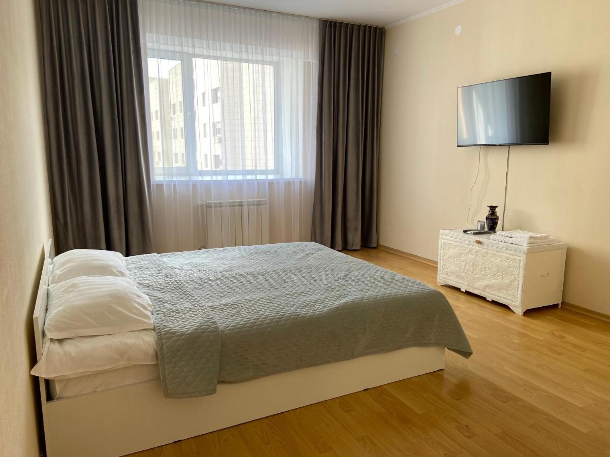 Apartment in the city centre Astana Exteriör bild